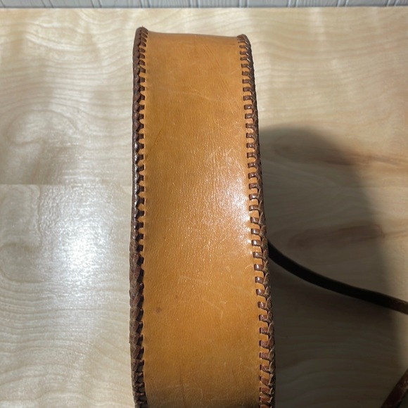 Vintage Floral Tooled Leather Purse - Picture 6 of 16